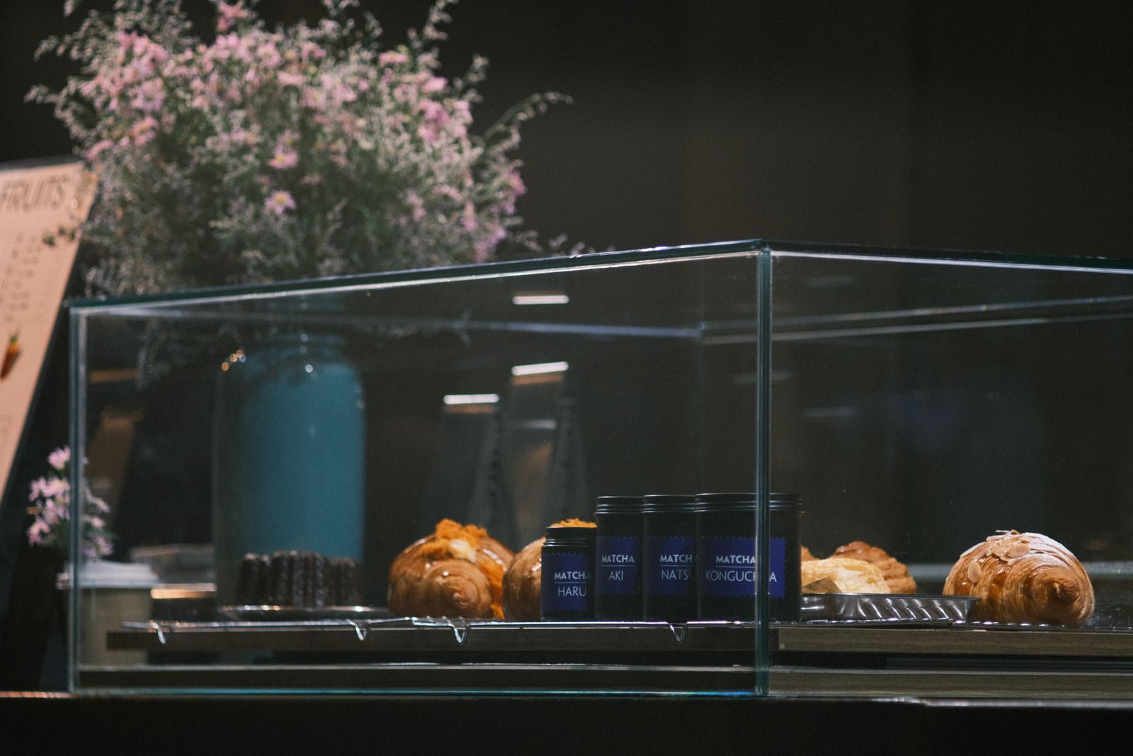 Bonded glass display case